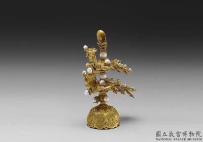 图片[2]-Gold finial with inlays of Dong pearls and cat’s-eye gemstone for the imperial consort’s court hat, Qianlong reign (1736-1795), Qing dynasty-China Archive